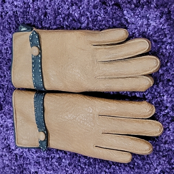 Bambergers Accessories - Vintage NWT Bambergers Made in Japan Nylon Sherpa gloves